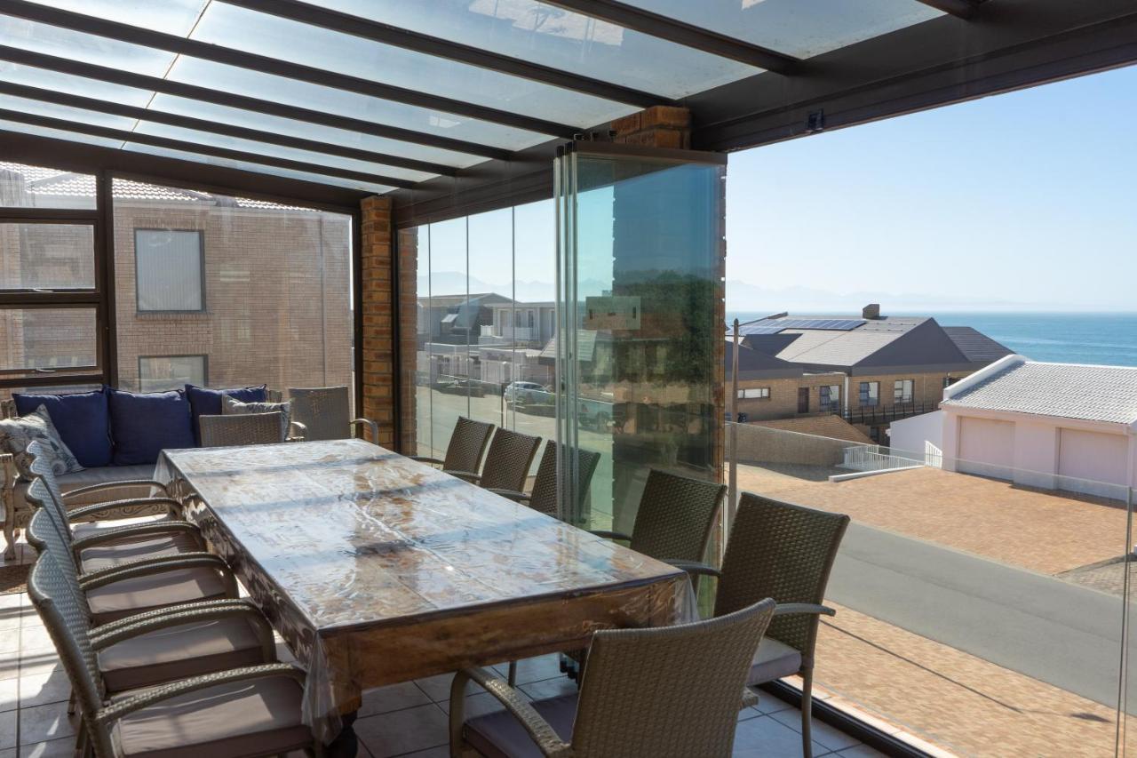 Bob Bouwer Sea View Apartment Bayview 外观 照片